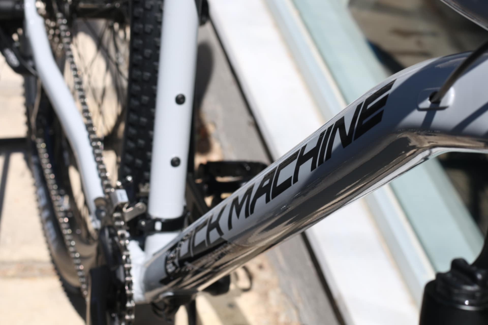 ROCKMACHINE MANHATTAN 40-29   2025 | BikesAndRoses.gr