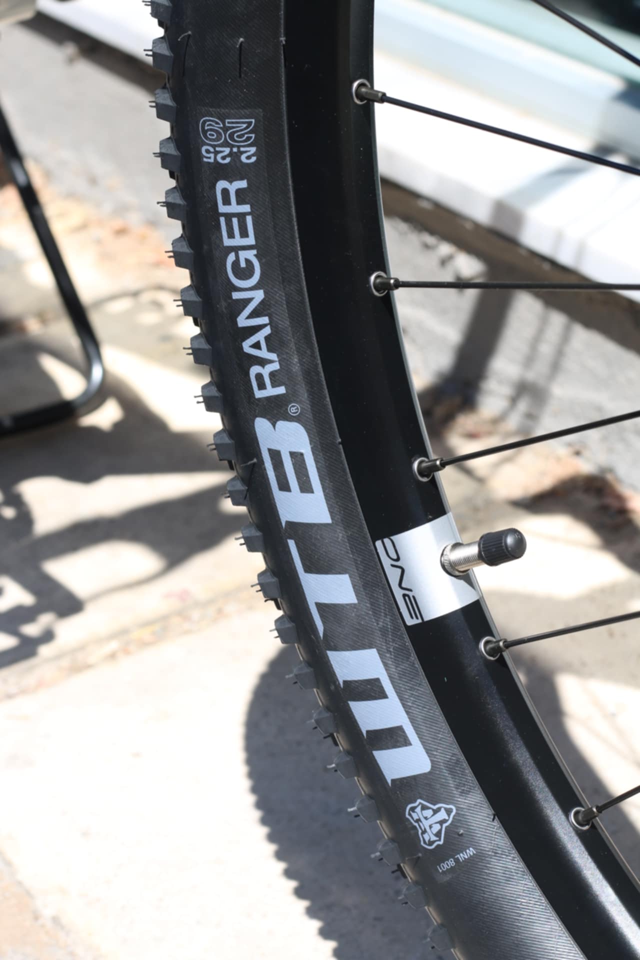 ROCKMACHINE MANHATTAN 40-29   2025 | BikesAndRoses.gr